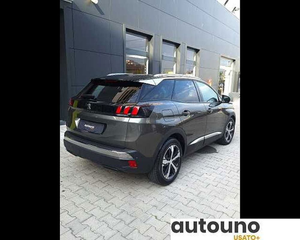 Peugeot 3008 usata a Napoli (5)