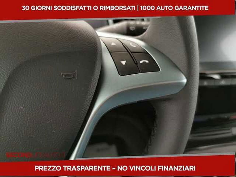 Lancia Ypsilon nuova a Chieti (14)