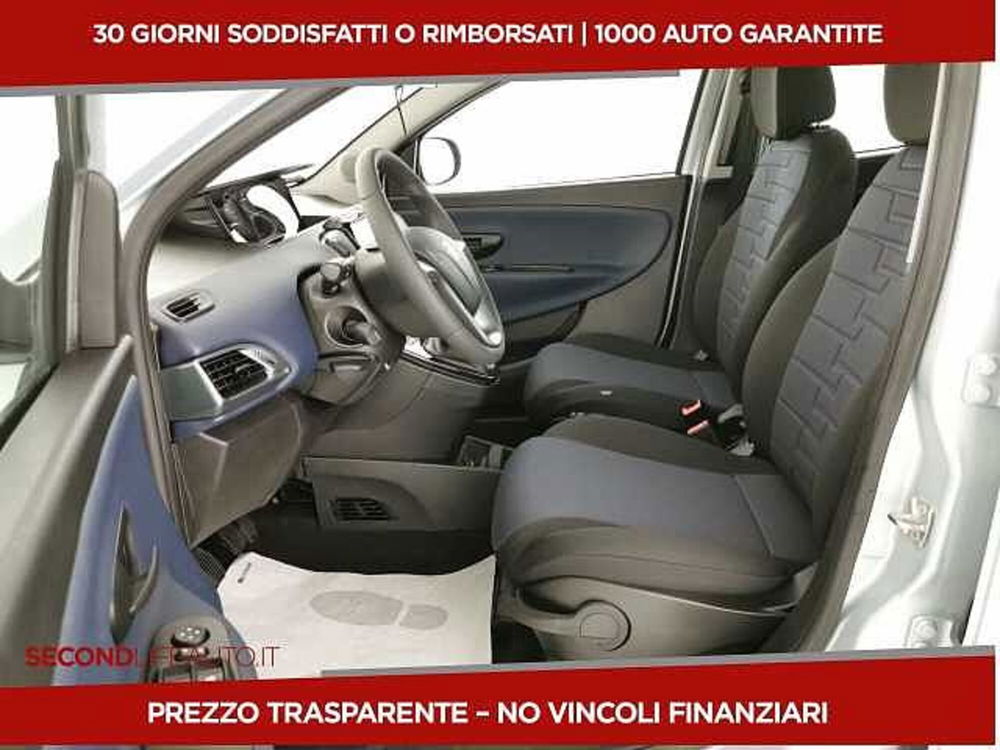 Lancia Ypsilon nuova a Chieti (5)