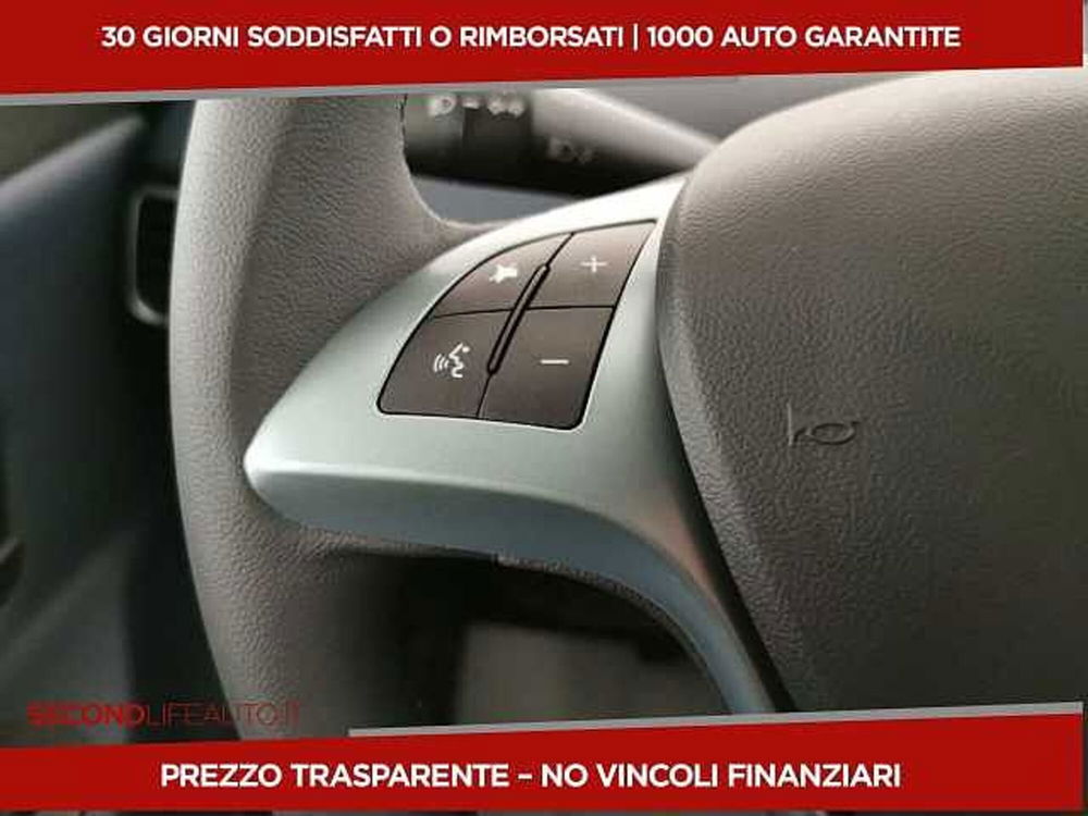 Lancia Ypsilon nuova a Chieti (13)