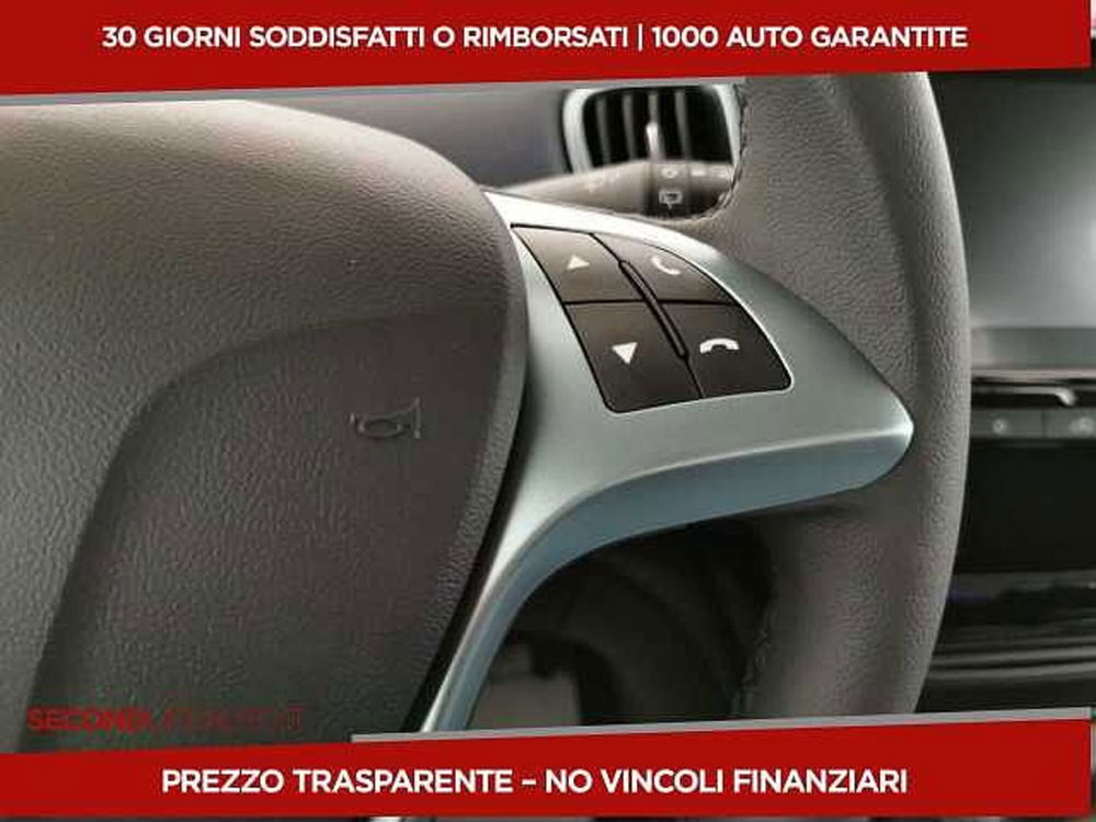 Lancia Ypsilon nuova a Chieti (14)