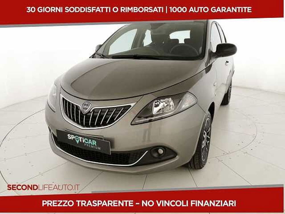 Lancia Ypsilon nuova a Chieti (19)