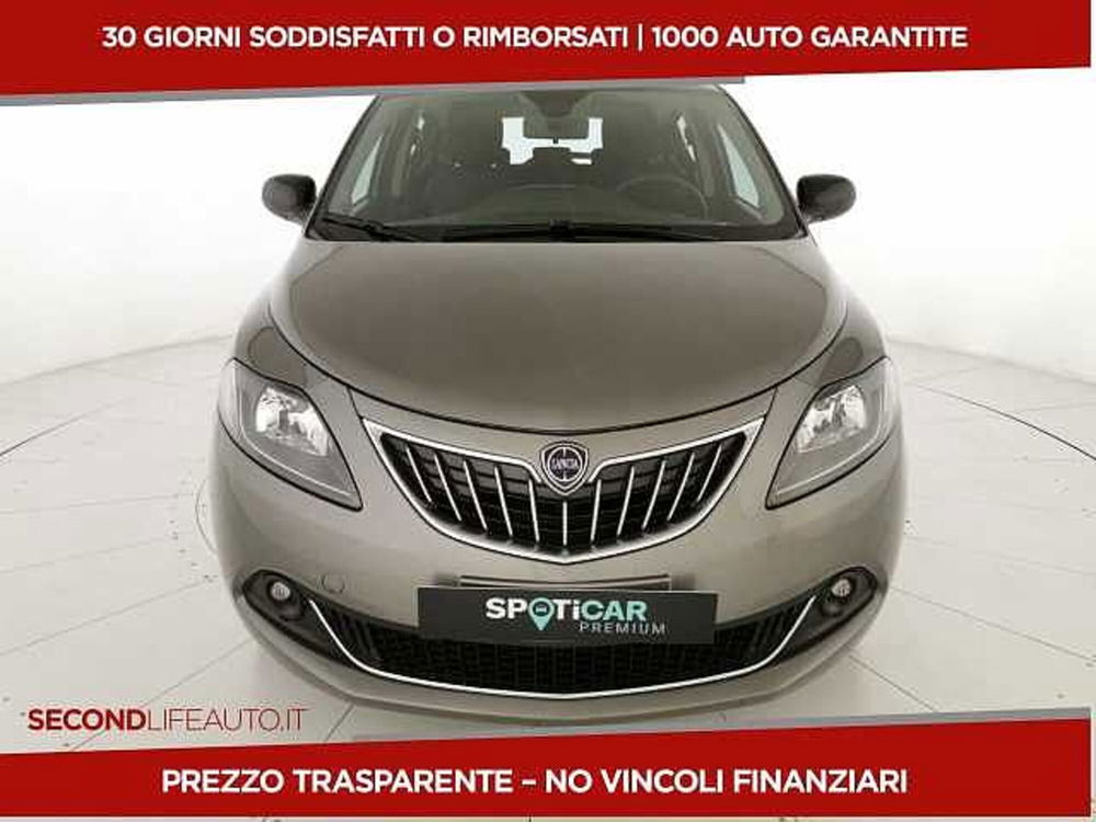 Lancia Ypsilon nuova a Chieti (20)