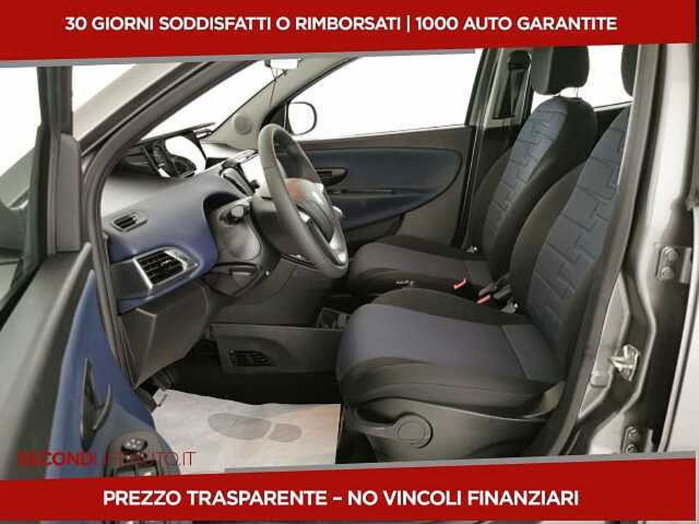 Lancia Ypsilon nuova a Chieti (5)