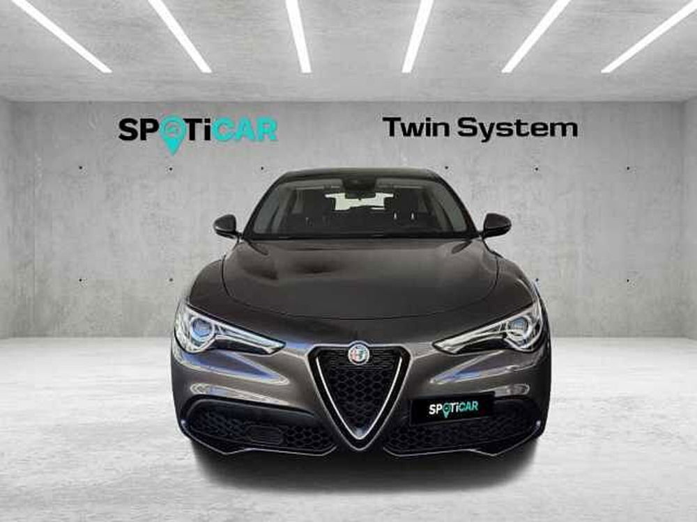 Alfa Romeo Stelvio usata a Palermo (2)