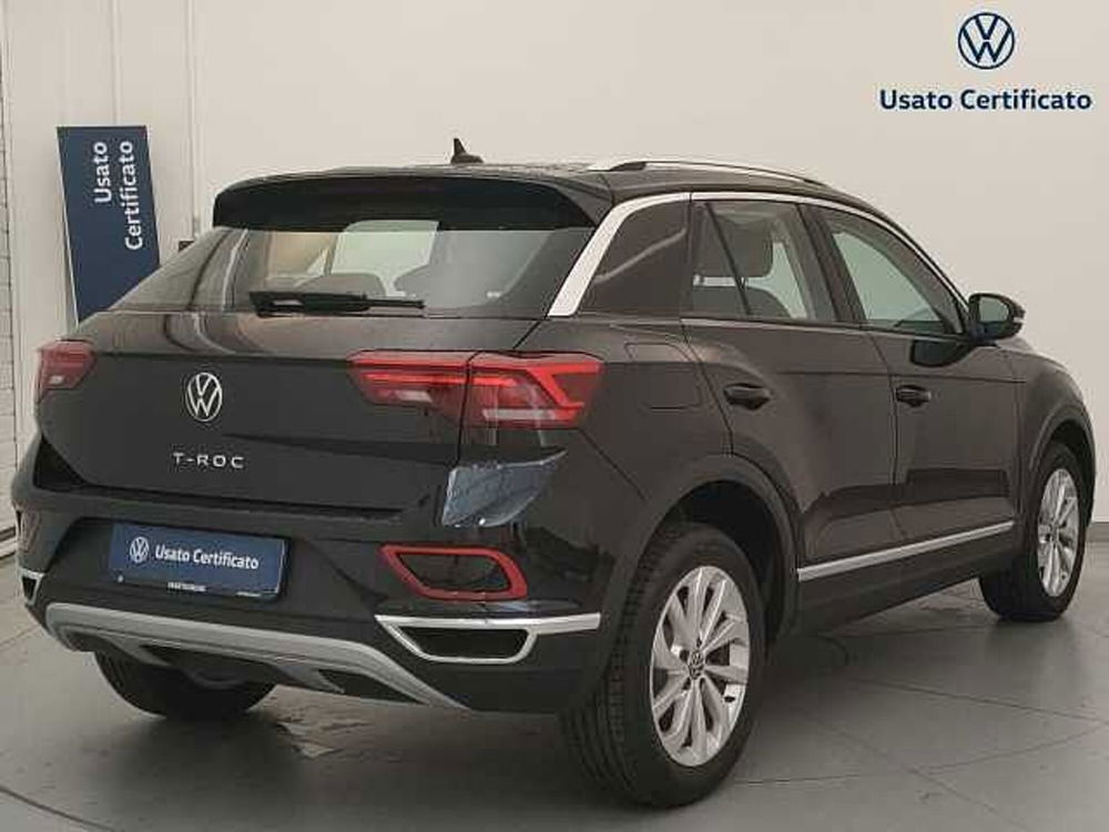 Volkswagen T-Roc nuova a Varese (8)