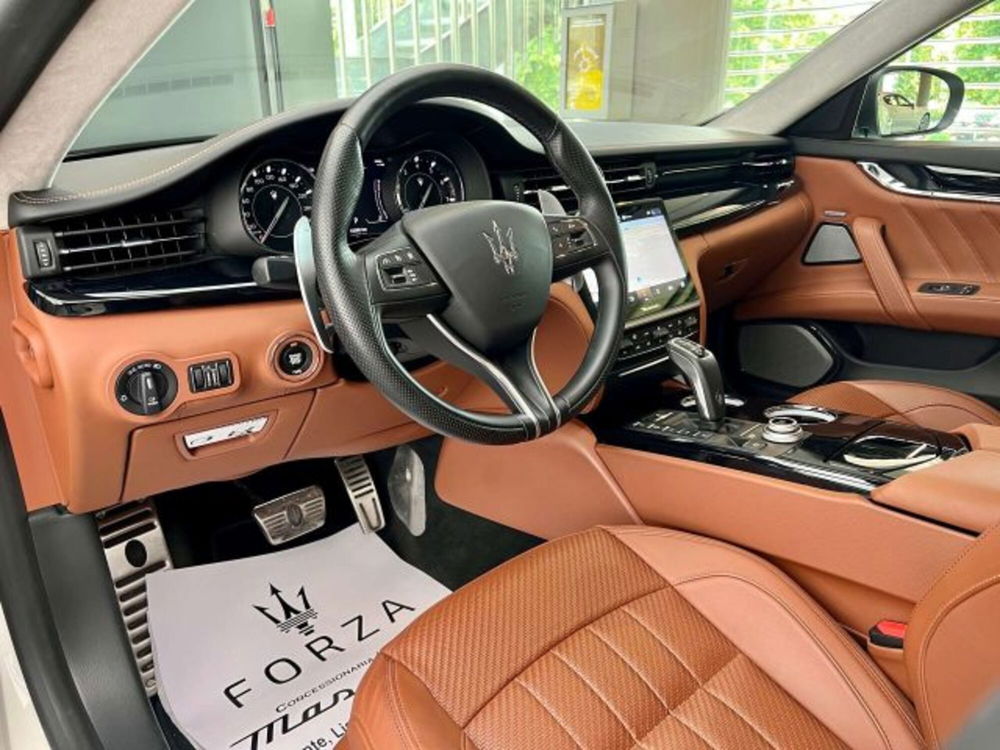 Maserati Quattroporte usata a Torino (9)