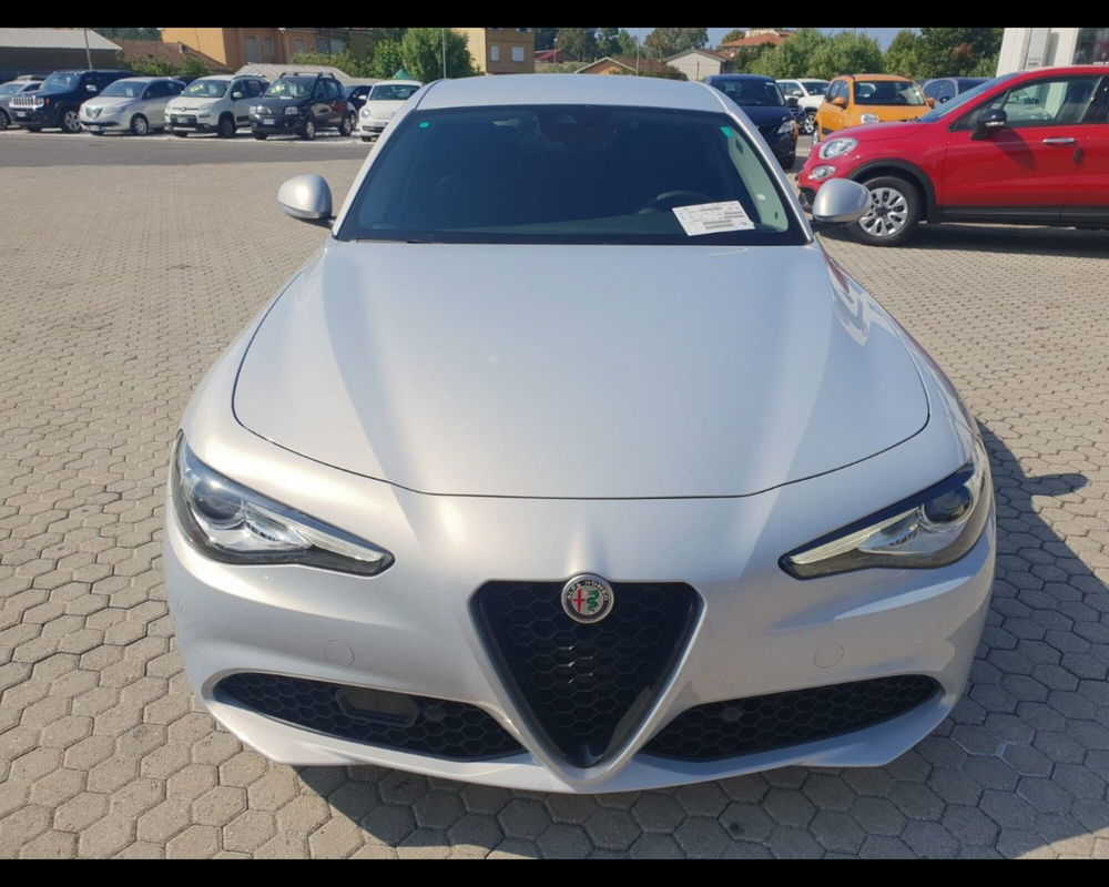 Alfa Romeo Giulia nuova a Lucca (2)