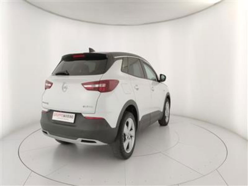 Opel Grandland X usata a Bari (7)