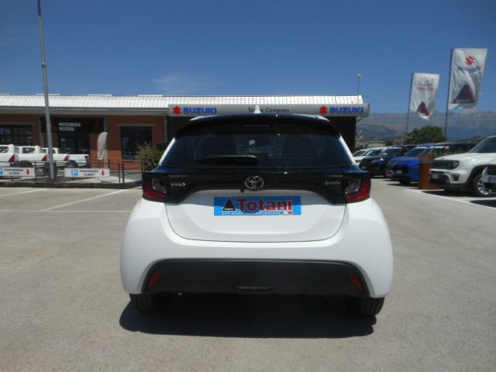 Toyota Yaris Cross nuova a L'Aquila (15)