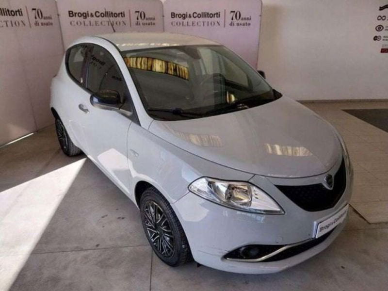 Lancia Ypsilon 1.2 69 CV 5 porte GPL Ecochic Gold  del 2019 usata a Empoli