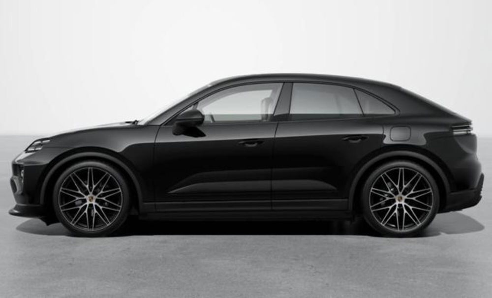 Porsche Macan nuova a Livorno (2)