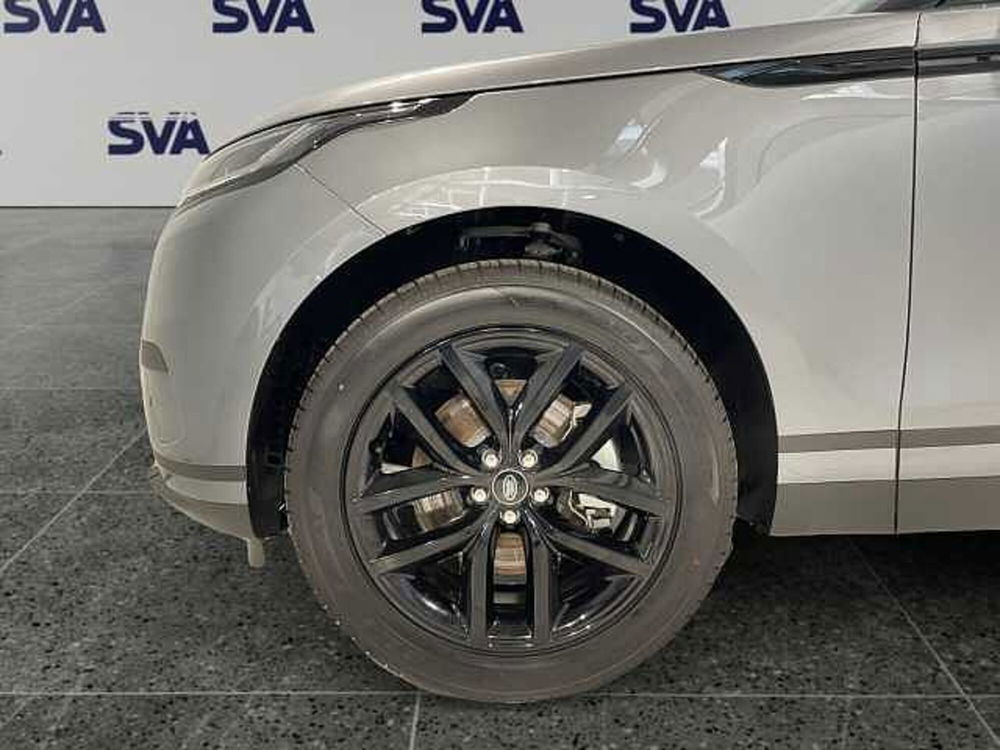 Land Rover Range Rover Velar nuova a Ravenna (9)