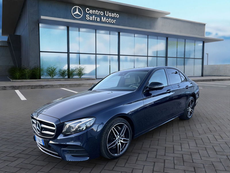 Mercedes-Benz Classe E 220 d 4Matic Auto Premium Plus  del 2020 usata a Rende