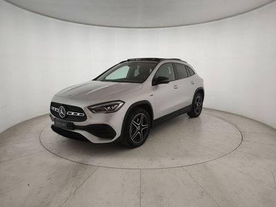 Mercedes-Benz GLA SUV 250 e EQ-Power Automatic Premium del 2021 usata a Alessandria