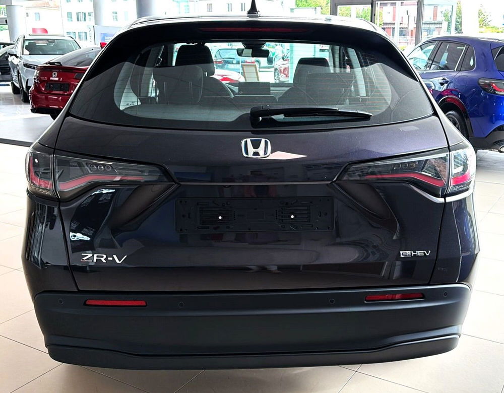 Honda ZR-V nuova a Pavia (4)