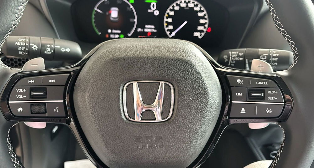 Honda ZR-V nuova a Pavia (9)