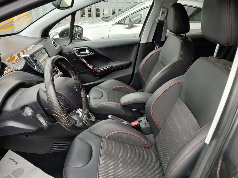 Peugeot 208 usata a Milano (13)