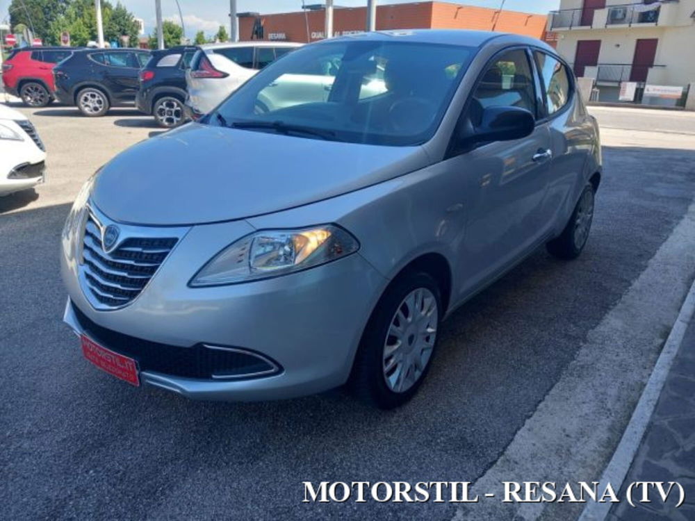 Lancia Ypsilon usata a Treviso (2)