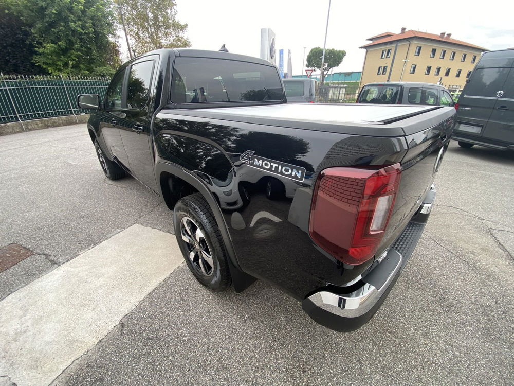 Volkswagen Amarok nuova a Brescia (5)