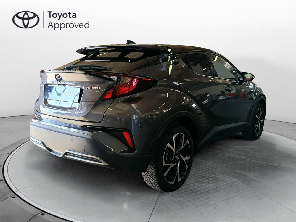 Toyota Toyota C-HR usata a Monza e Brianza (7)