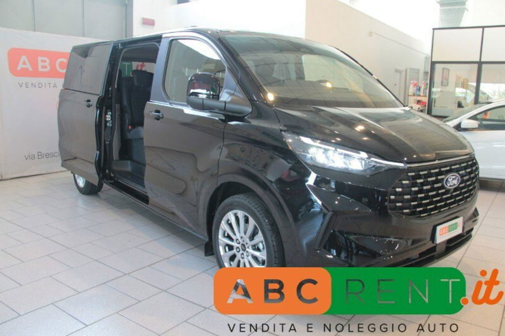 Ford Tourneo Custom nuova a Milano (4)