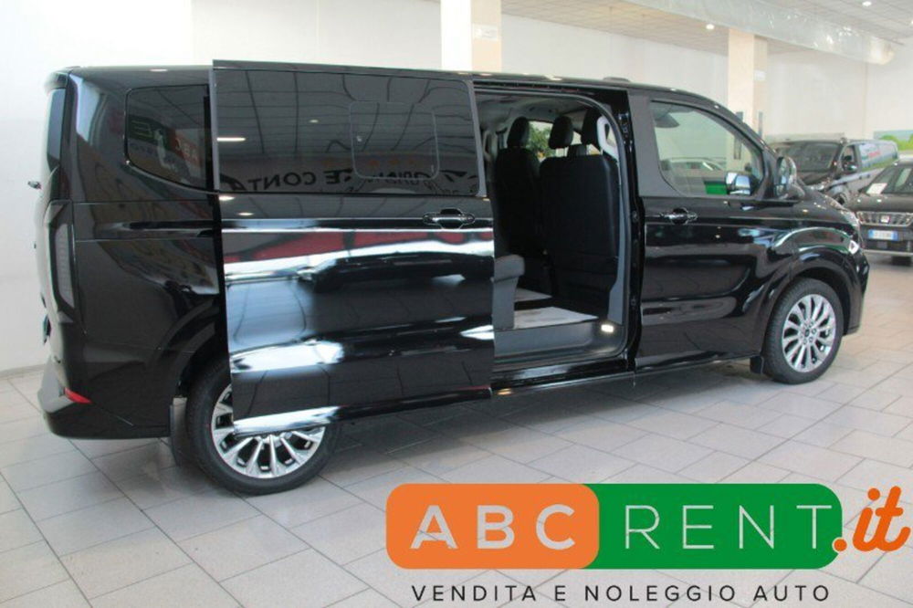 Ford Tourneo Custom nuova a Milano (4)