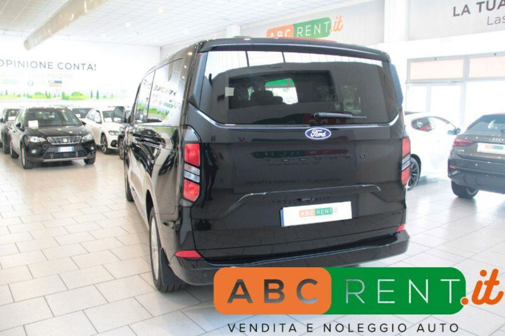 Ford Tourneo Custom nuova a Milano (6)