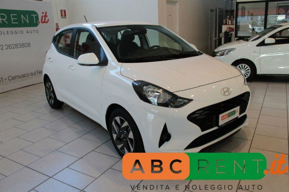 Hyundai i10 nuova a Milano (7)