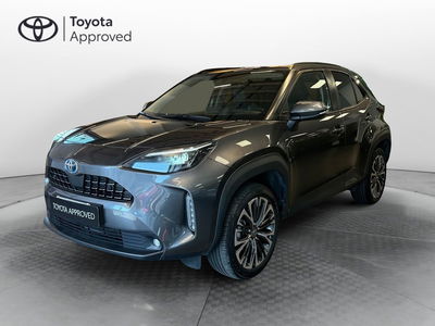 Toyota Yaris Cross 1.5 Hybrid 5p. E-CVT Lounge del 2023 usata a Catanzaro