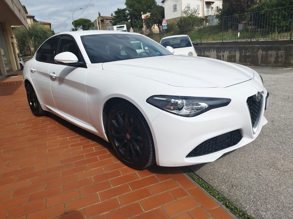 Alfa Romeo Giulia usata a Arezzo