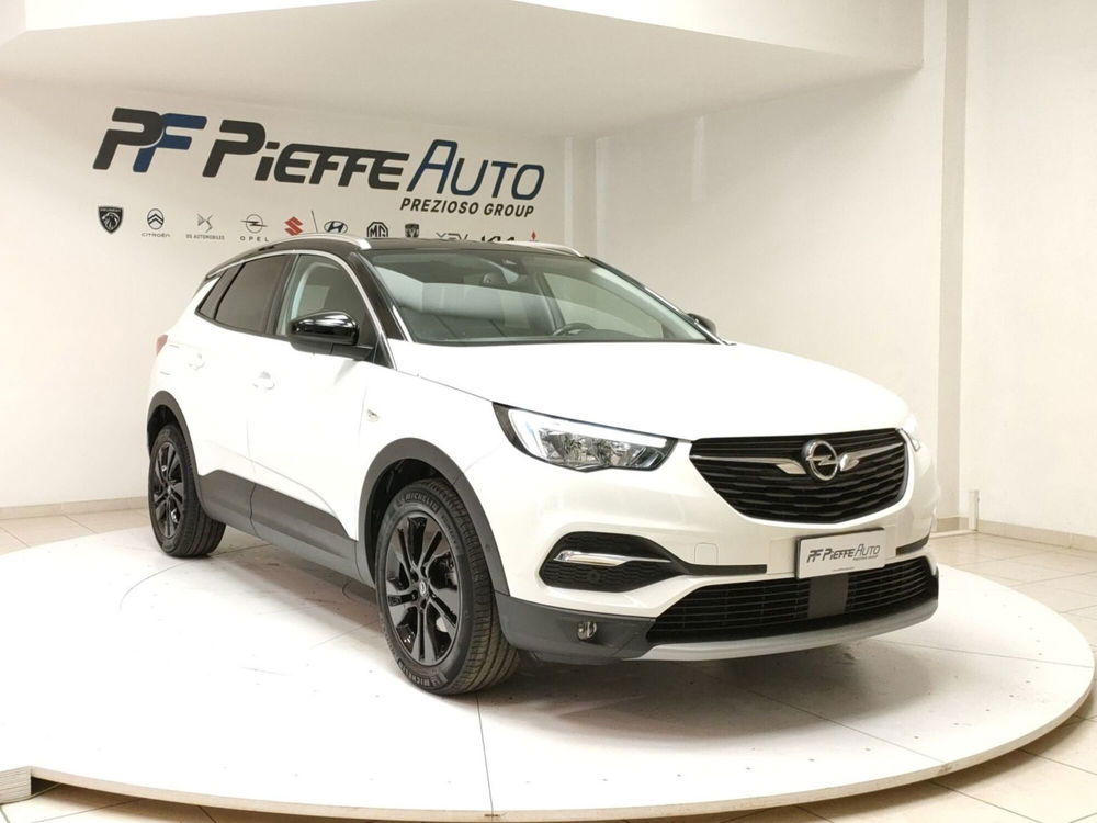 Opel Grandland X usata a Teramo (6)