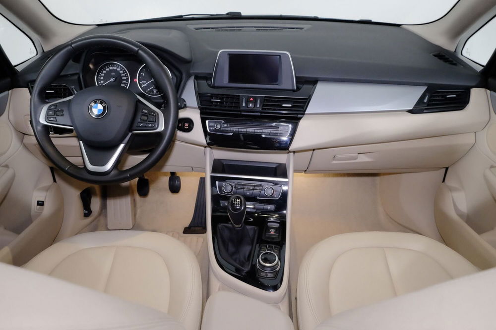 BMW Serie 2 Active Tourer usata a Torino (9)