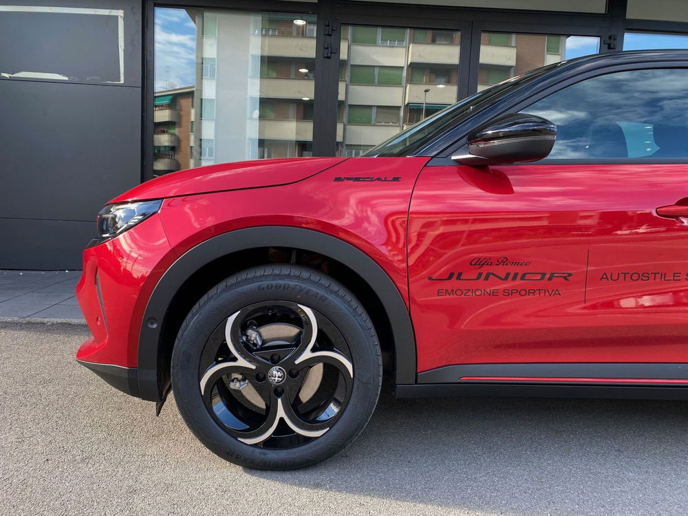 Alfa Romeo Junior nuova a Reggio Emilia (2)