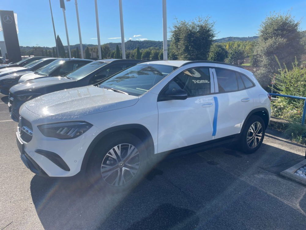 Mercedes-Benz GLA SUV nuova a Firenze (3)