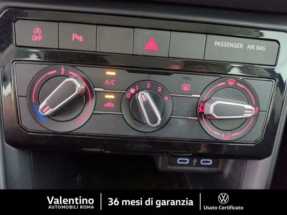 Volkswagen T-Cross usata a Roma (16)