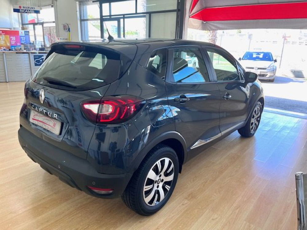 Renault Captur usata a Bari (10)