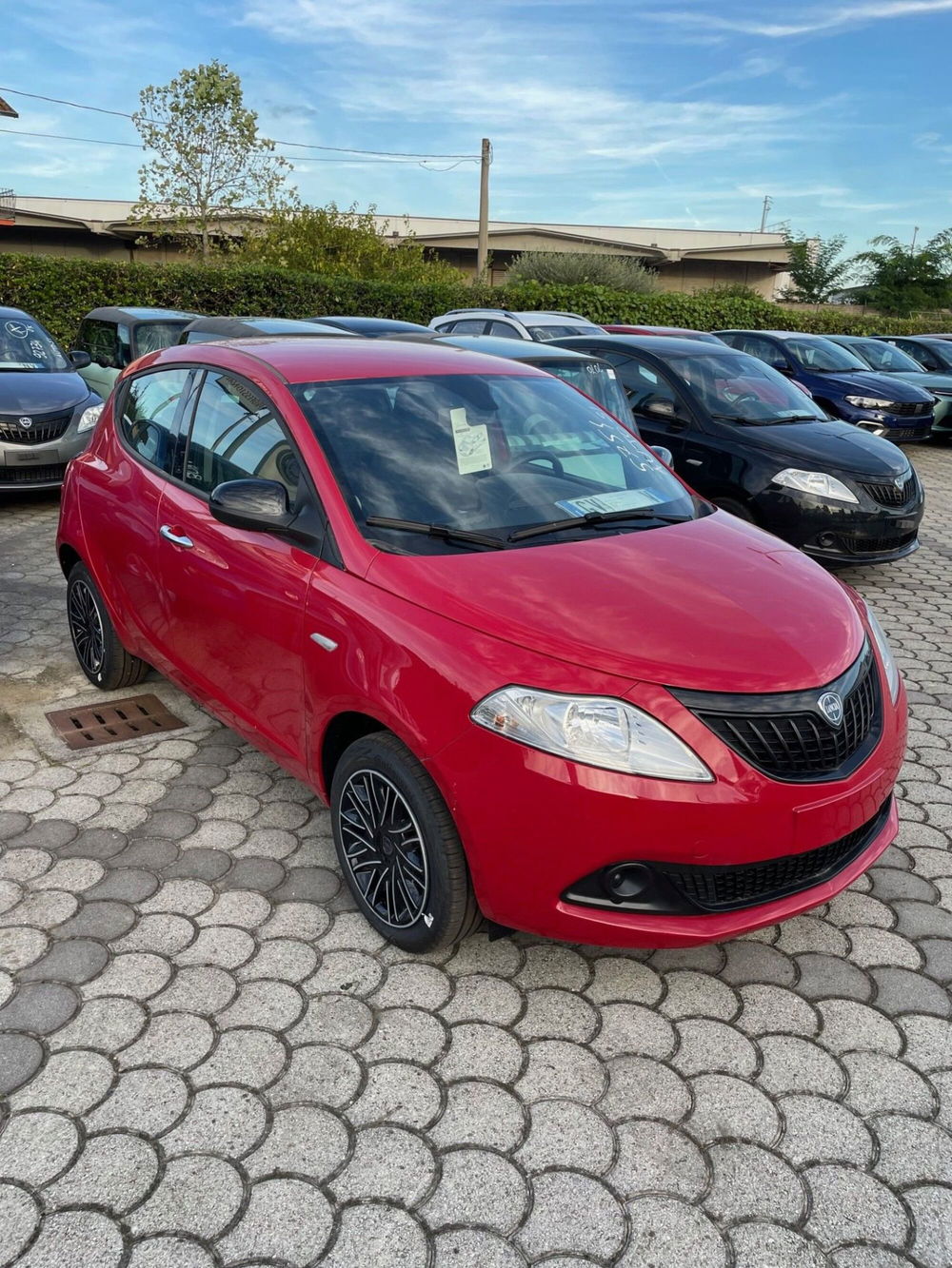 Lancia Ypsilon nuova a Lucca (3)