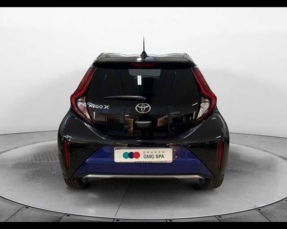 Toyota Aygo X usata a Prato (15)