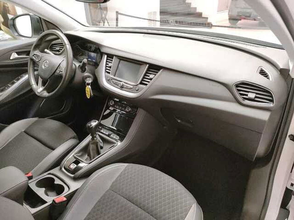 Opel Grandland X usata a Teramo (12)