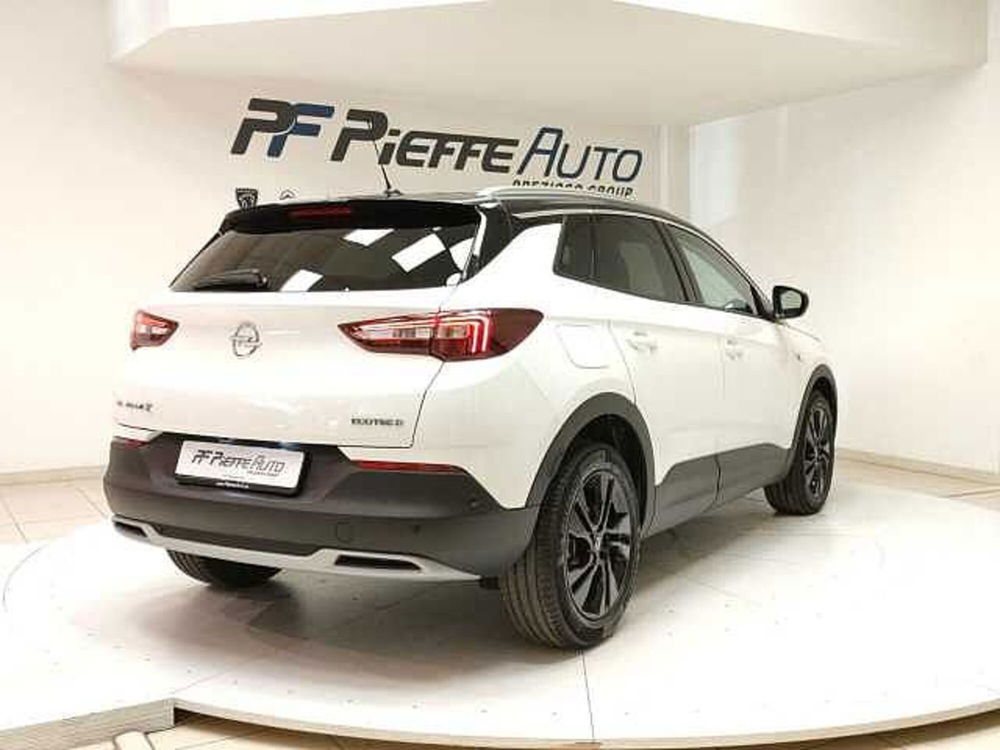 Opel Grandland X usata a Teramo (4)