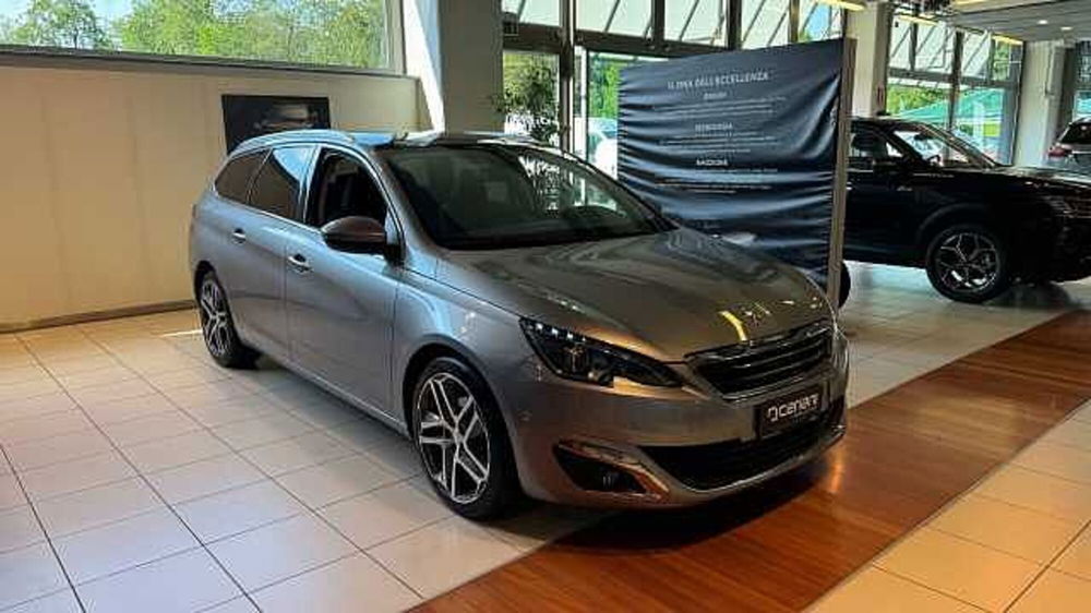 Peugeot 308 SW usata a Milano (4)