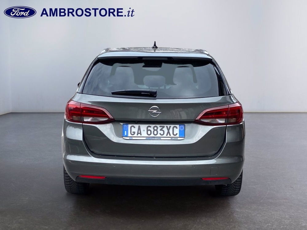 Opel Astra Station Wagon usata a Milano (6)