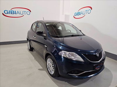 Lancia Ypsilon 1.2 69 CV 5 porte GPL Ecochic Silver  del 2017 usata a Palermo