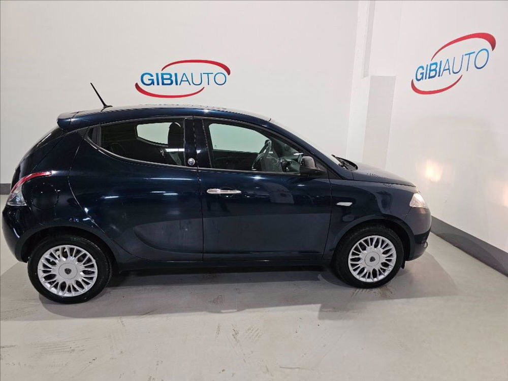 Lancia Ypsilon usata a Palermo (6)