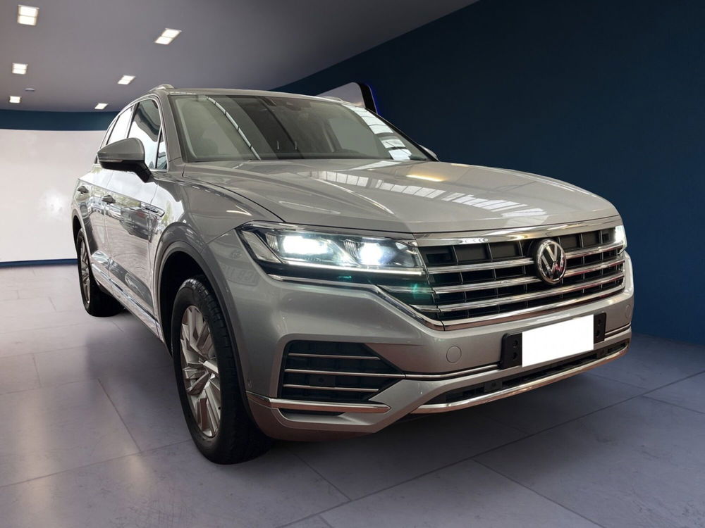 Volkswagen Touareg usata a Torino (2)