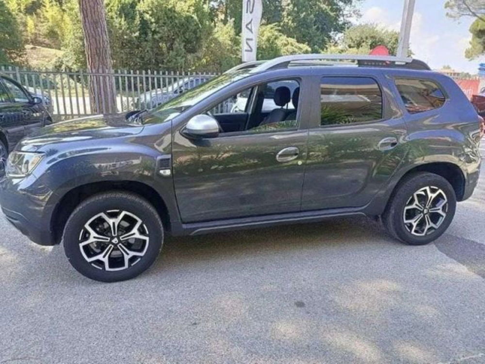 Dacia Duster usata a Firenze (8)