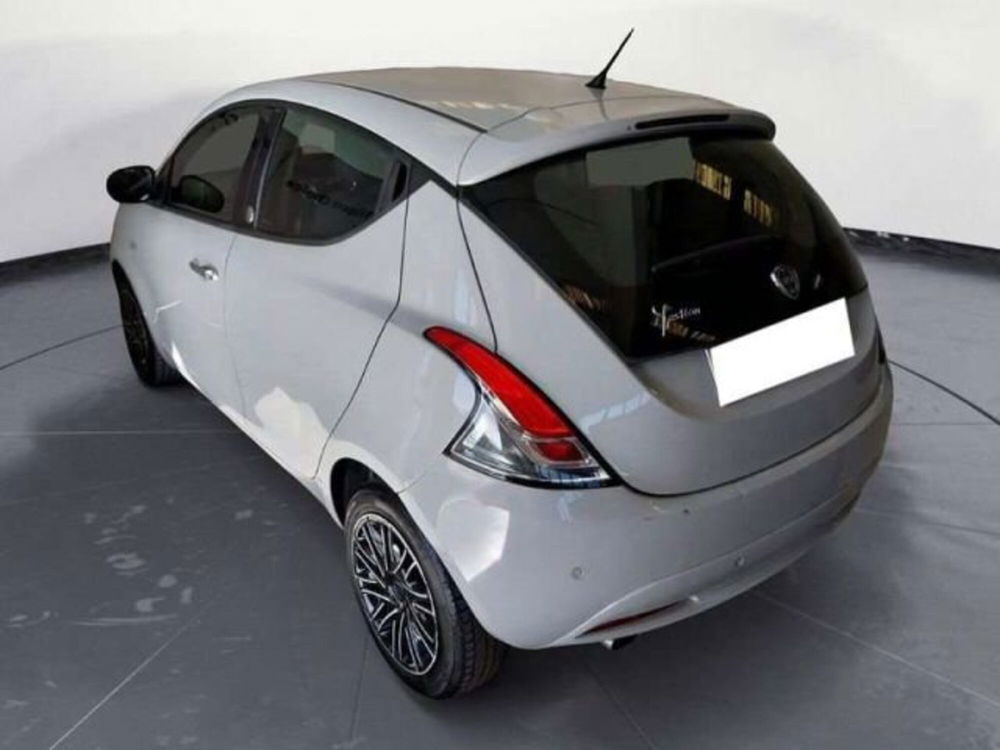 Lancia Ypsilon usata a Firenze (4)