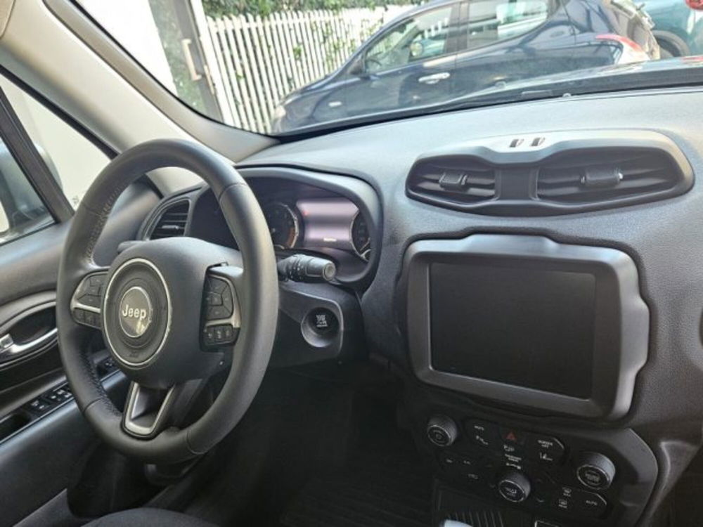 Jeep Renegade usata a Napoli (11)