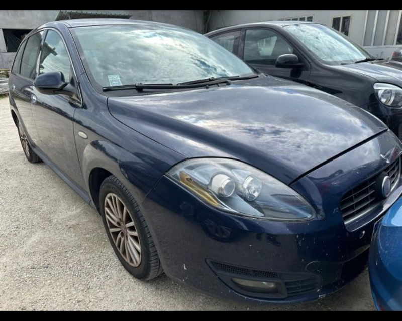 Fiat Croma 1.9 Multijet Active PUR-O2 del 2010 usata a Castenaso